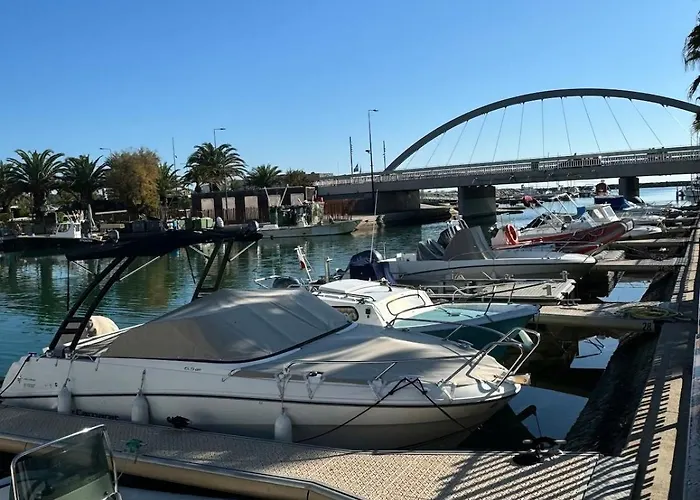 La Goelette T3 Rayonnant Parking 6 Pers Max